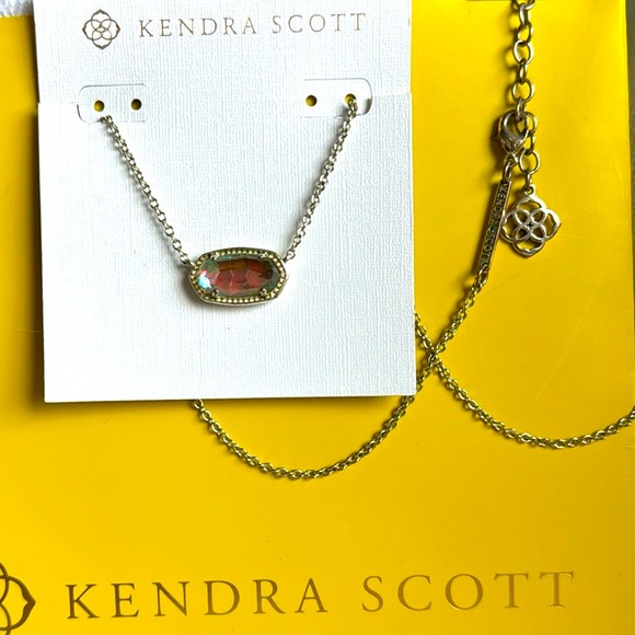 Kendra Scott Dichroic Glass Elisa Gold Pendant Necklace - Picture 6 of 6